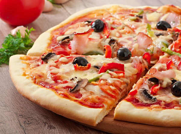 Receita pizza de mandioca ser ensinada em aula gratuita de culinria